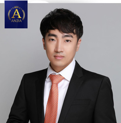 Aaron He