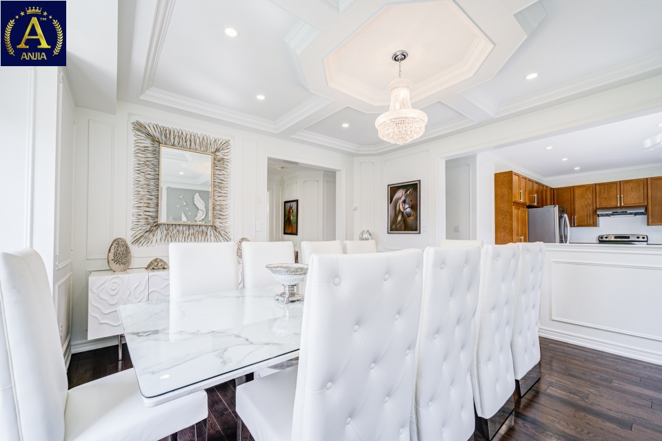 Canada, 4 Bedrooms Bedrooms, ,5 BathroomsBathrooms,Detached House,Features Listing,2220