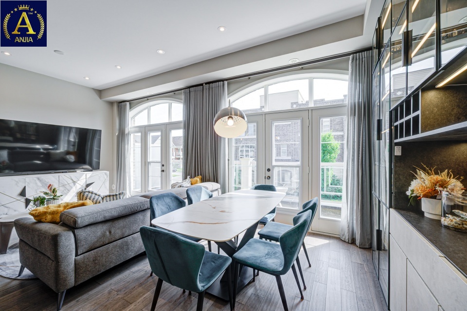 Canada, 2 Bedrooms Bedrooms, ,3 BathroomsBathrooms,Townhouse,Features Listing,2231