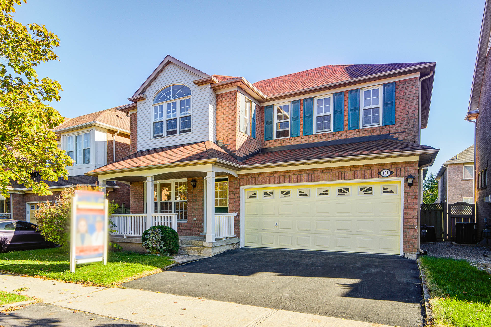 Canada, 4 Bedrooms Bedrooms, ,3 BathroomsBathrooms,Detached House,Features Listing,2259