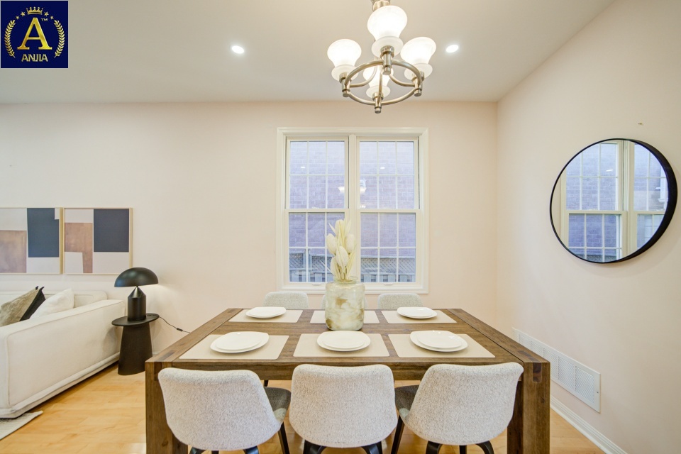 Canada, 4 Bedrooms Bedrooms, ,3 BathroomsBathrooms,Detached House,Features Listing,2259