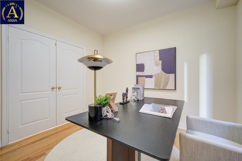 Canada, 5 Bedrooms Bedrooms, ,4 BathroomsBathrooms,Detached House,Features Listing,2271