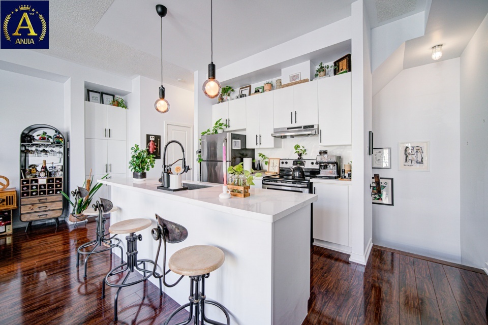 Canada, 2 Bedrooms Bedrooms, ,3 BathroomsBathrooms,Detached House,Features Listing,2279