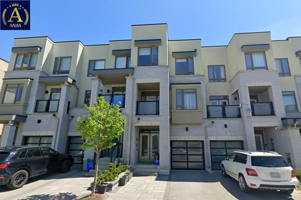 Canada, 3 Bedrooms Bedrooms, ,4 BathroomsBathrooms,Townhouse,Features Listing,2285