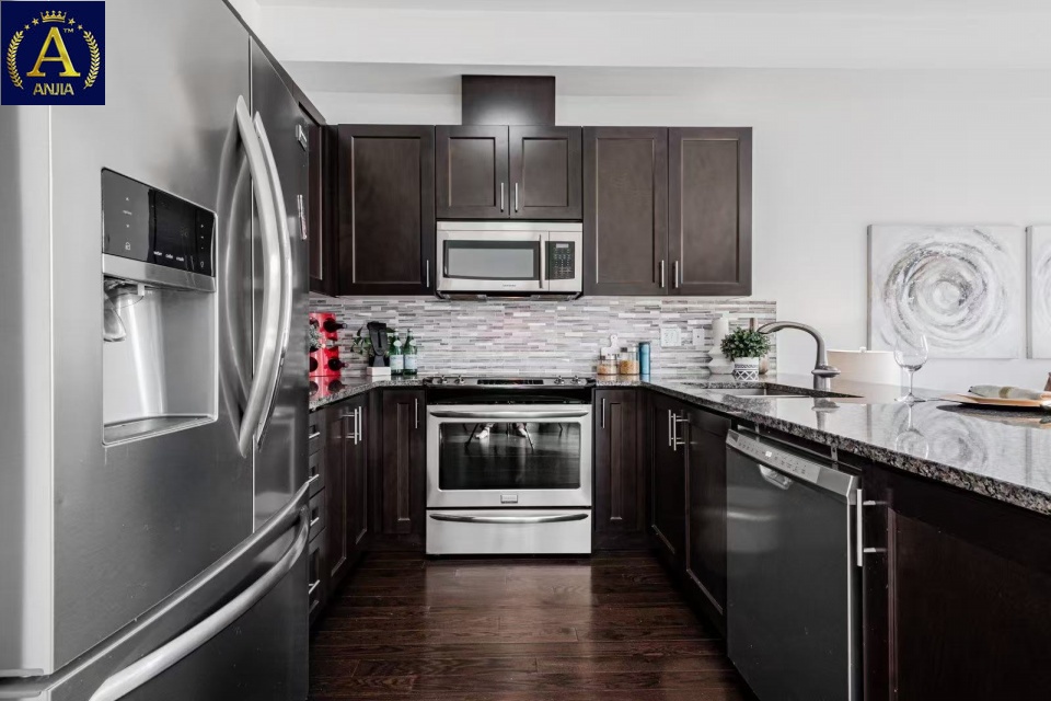 Canada, 4 Bedrooms Bedrooms, ,3 BathroomsBathrooms,Townhouse,Features Listing,2288