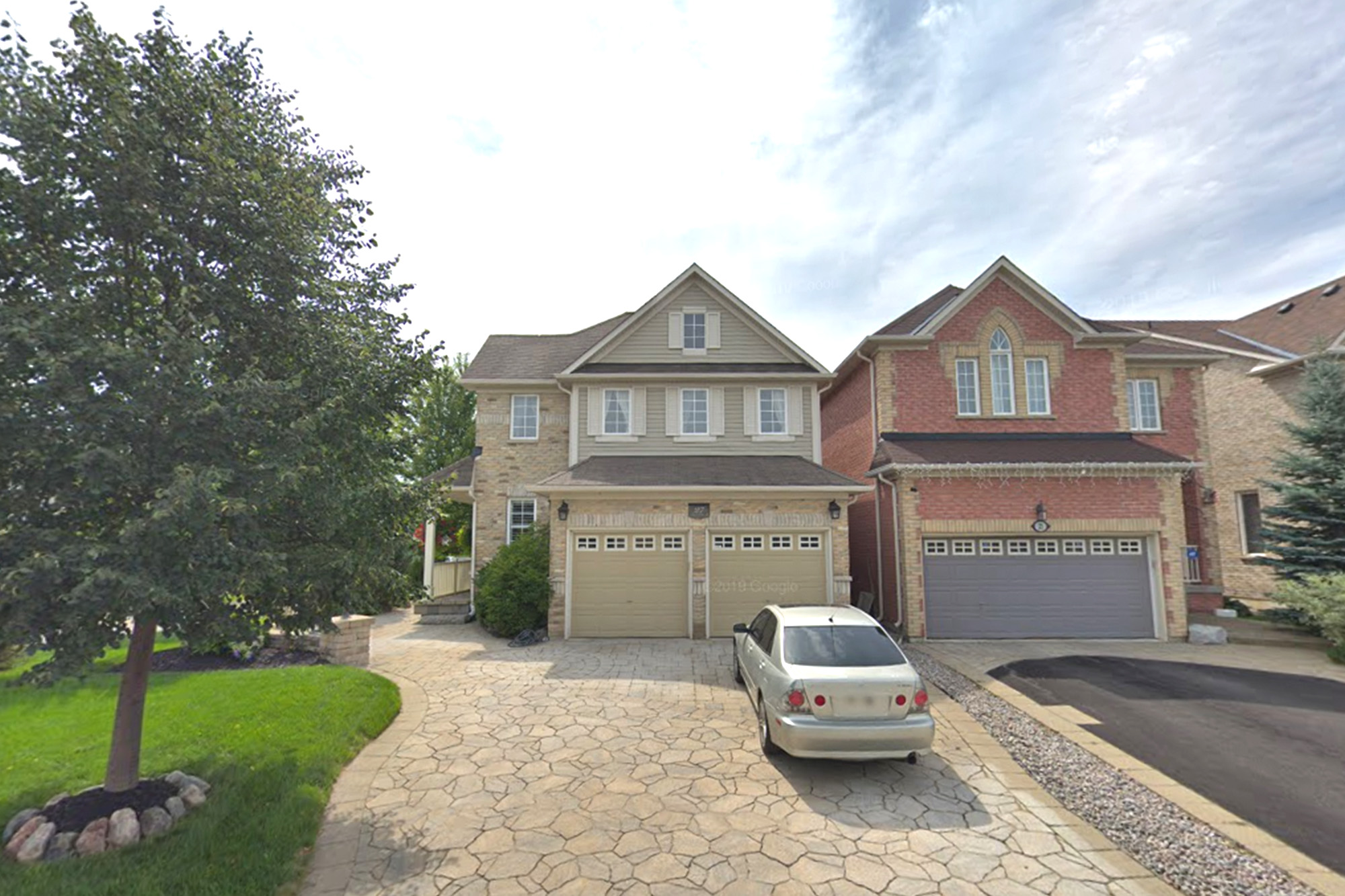 Canada, 5 Bedrooms Bedrooms, ,5 BathroomsBathrooms,Detached House,Features Listing,2289