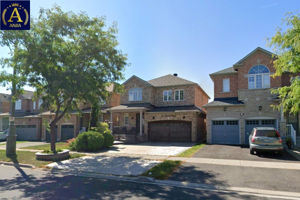 Canada, 4 Bedrooms Bedrooms, ,4 BathroomsBathrooms,Detached House,Features Listing,2320
