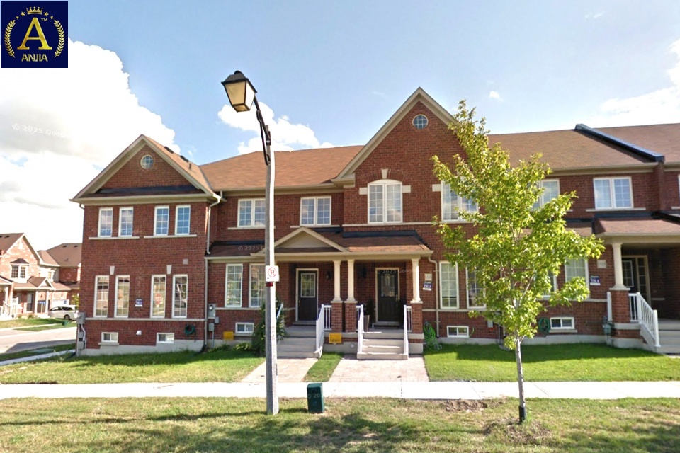 Canada, 3 Bedrooms Bedrooms, ,3 BathroomsBathrooms,Townhouse,Features Listing,2321