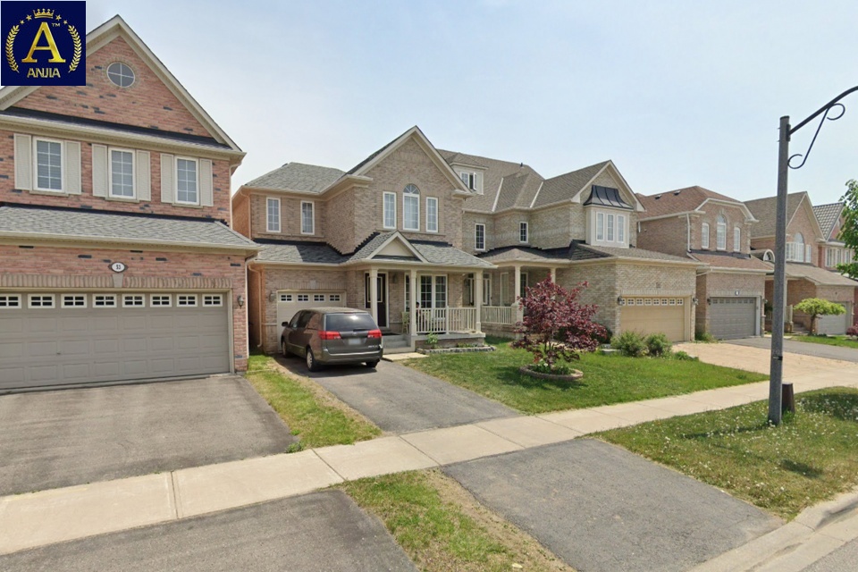 Canada, 4 Bedrooms Bedrooms, ,4 BathroomsBathrooms,Detached House,Features Listing,2324