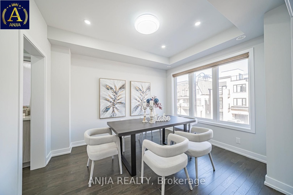 Canada, 4 Bedrooms Bedrooms, ,4 BathroomsBathrooms,Townhouse,Features Listing,2325