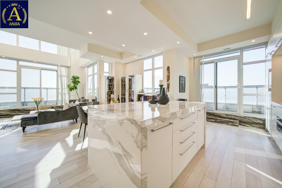 Canada, 3 Bedrooms Bedrooms, ,3 BathroomsBathrooms,Condo,Features Listing,2331